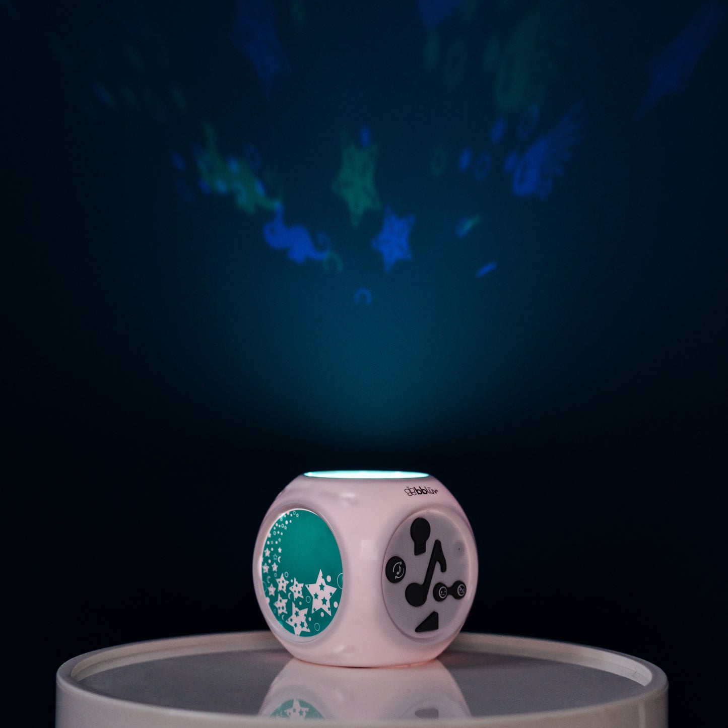 bblüv - Kübe: Musical Projection Night Light